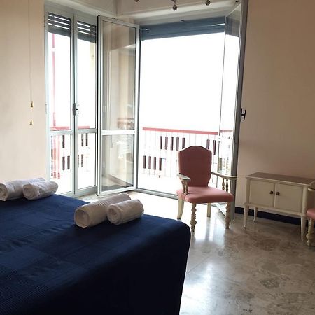 Sapore Di Sale Apartamento Imperia Exterior foto